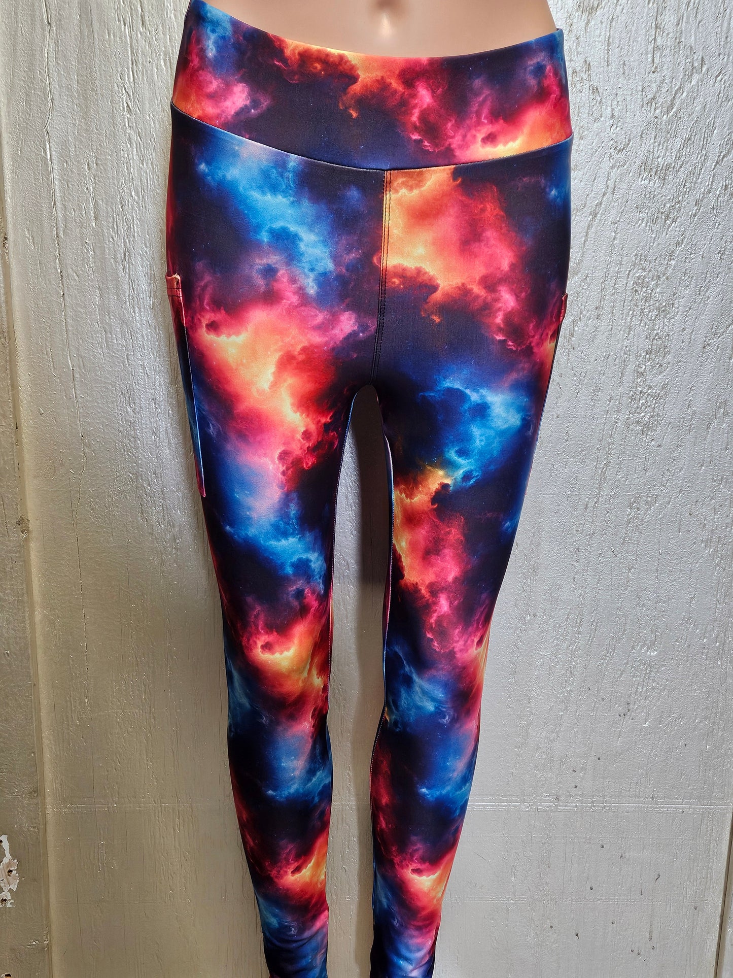 Nebula Topaz leggings and capris with pockets