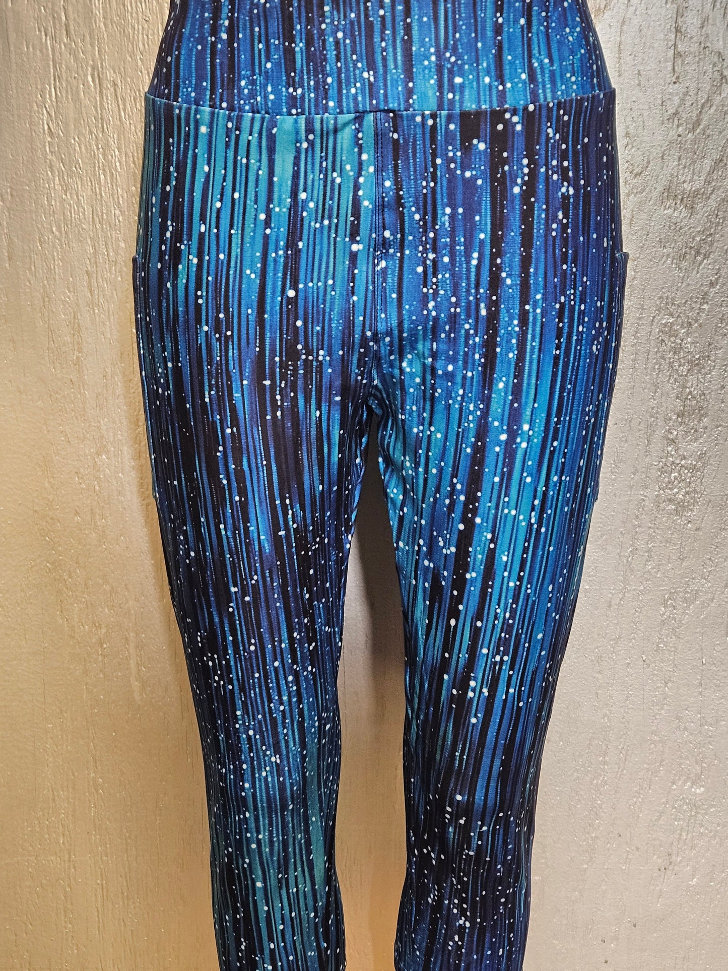 Blue shimmer fringe capris with pockets