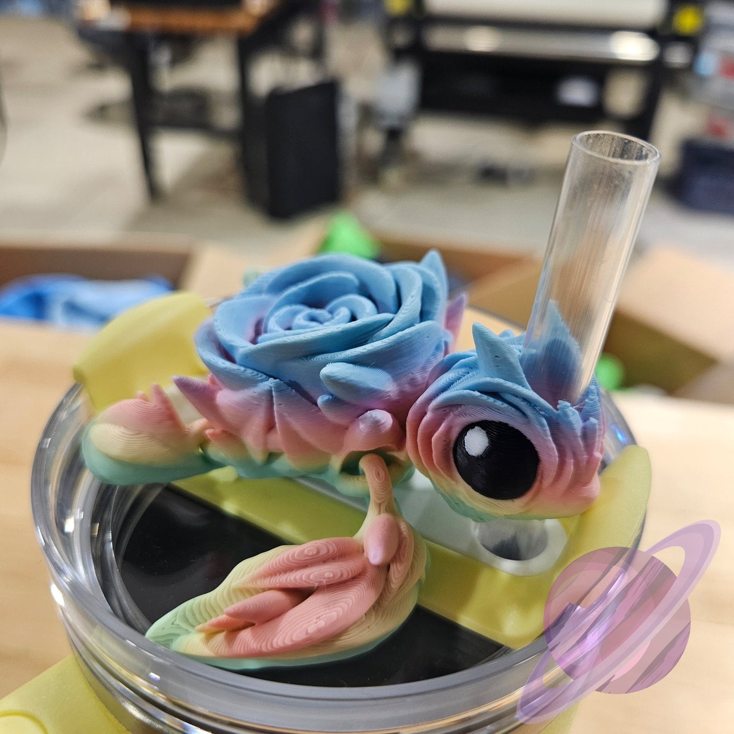 PASTEL ROSE TURTLE STRAW BUDDY