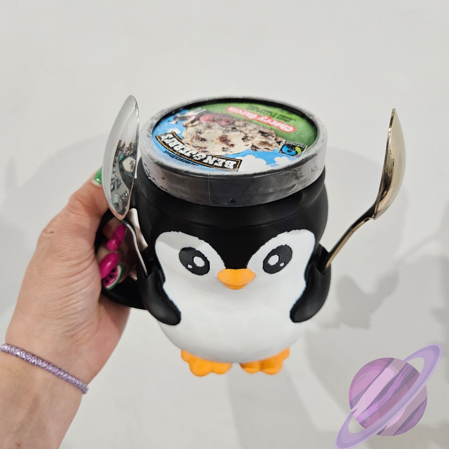 PEBBLE THE PENGUIN ICE CREAM PINT HOLDER