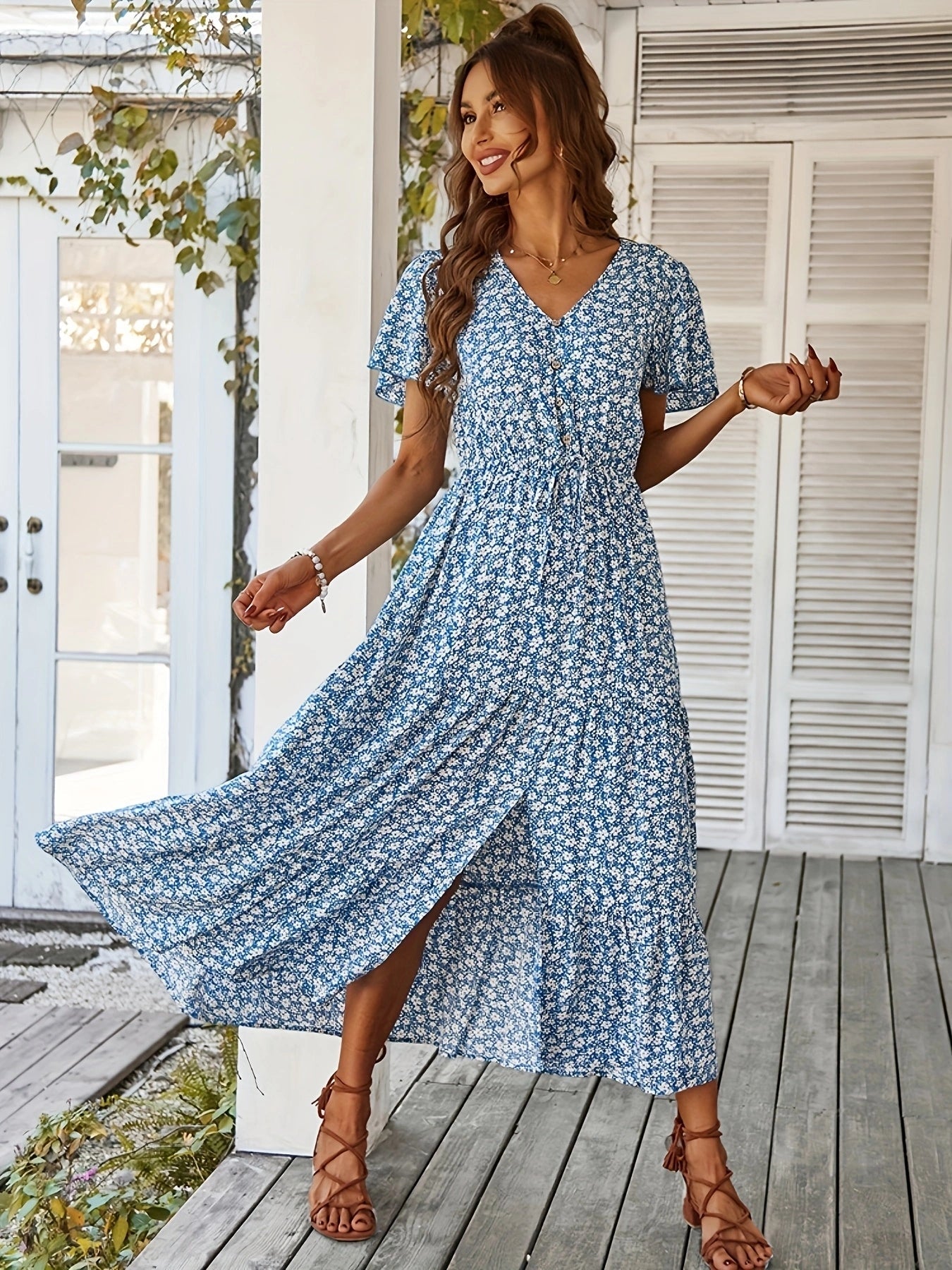 Long Floral Maxi Dress – Flowy V-Neck Dress with Side Slit