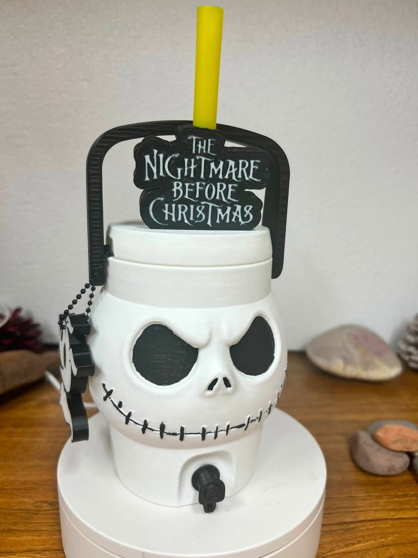 PUMPKIN SKELE -3D PRINTED 12 OZ CAN HOLDER