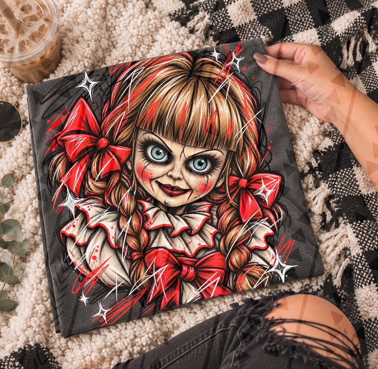 SKETCHY DOLL TEE