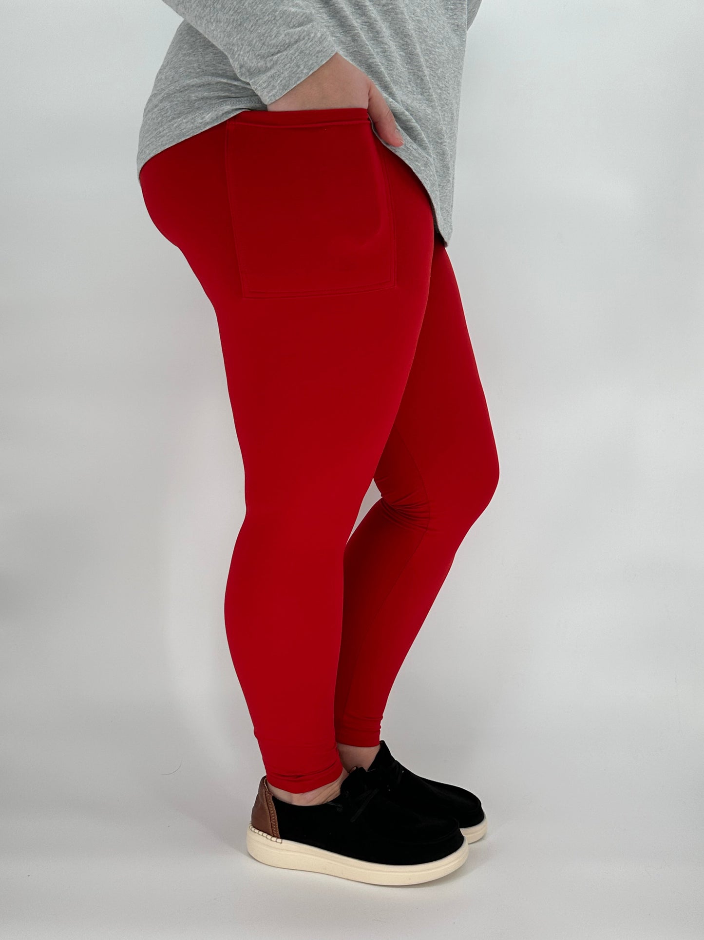 Red Leggings/Capri w/ Pockets