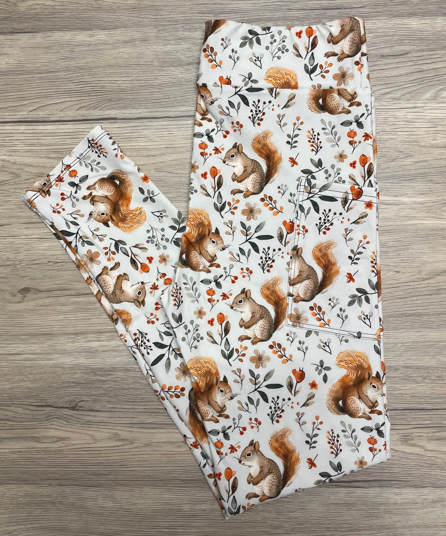 RTS - Beige Squirrel Leggings w/ Pockets