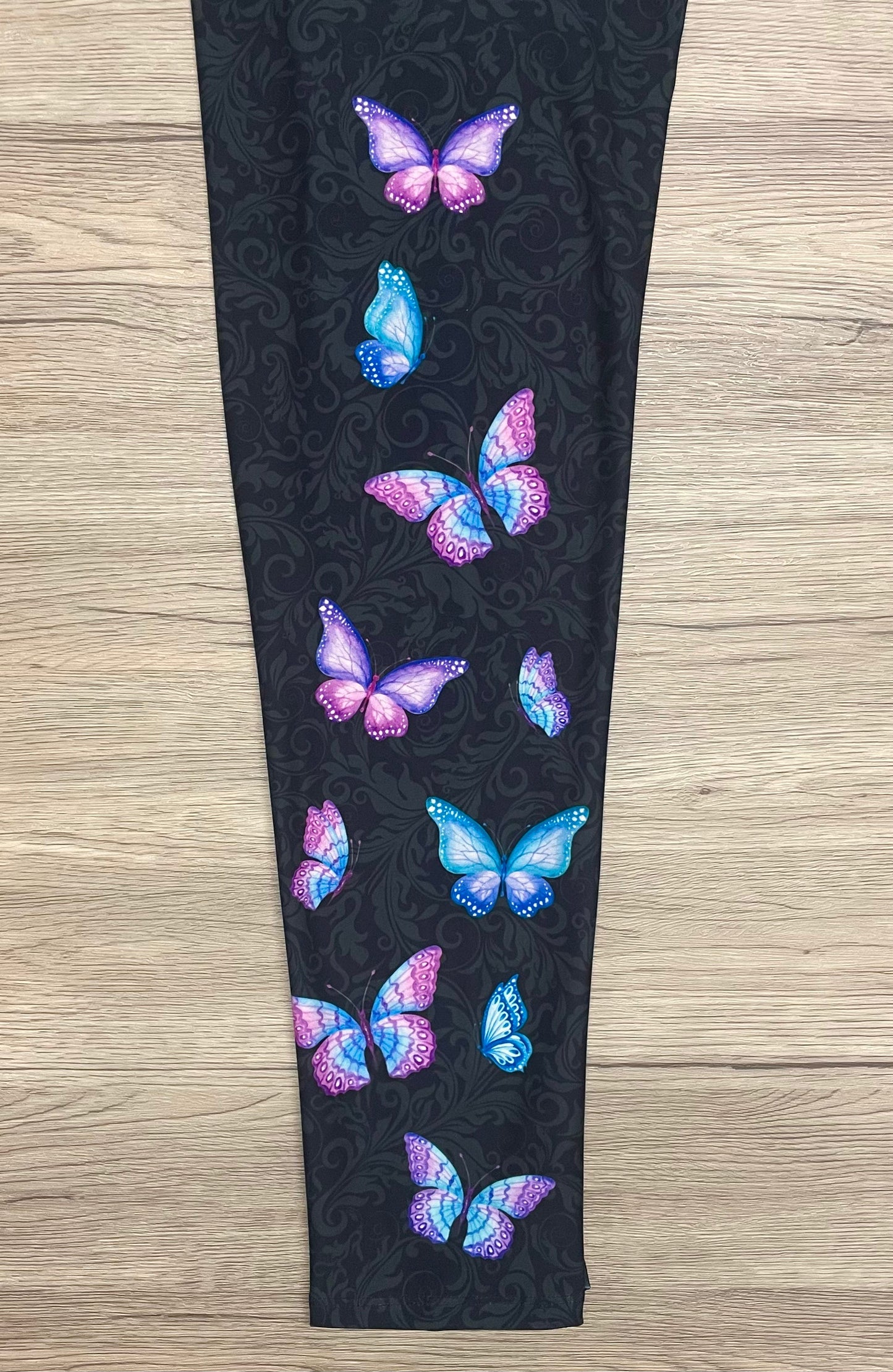 RTS - Butterflies Side Design Leggings w/ Pockets