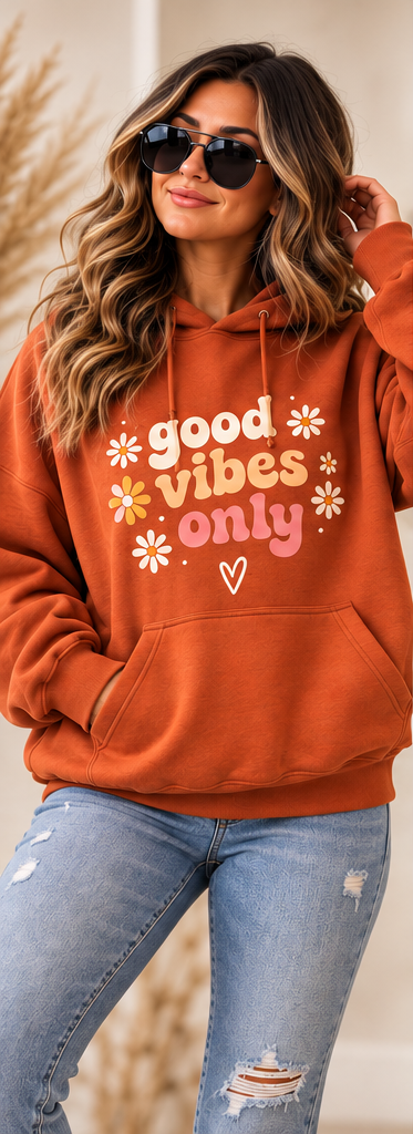 RETRO BABE HOODIE