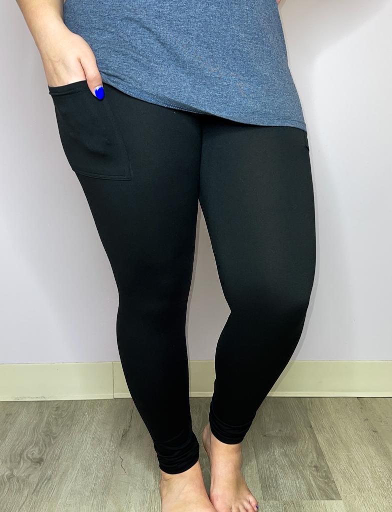 Black Leggings w/ Pockets * Pink Friday Deal ETA 1/1