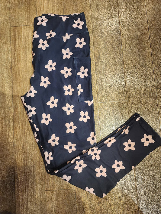 Black and Tan Floral leggings with pockets