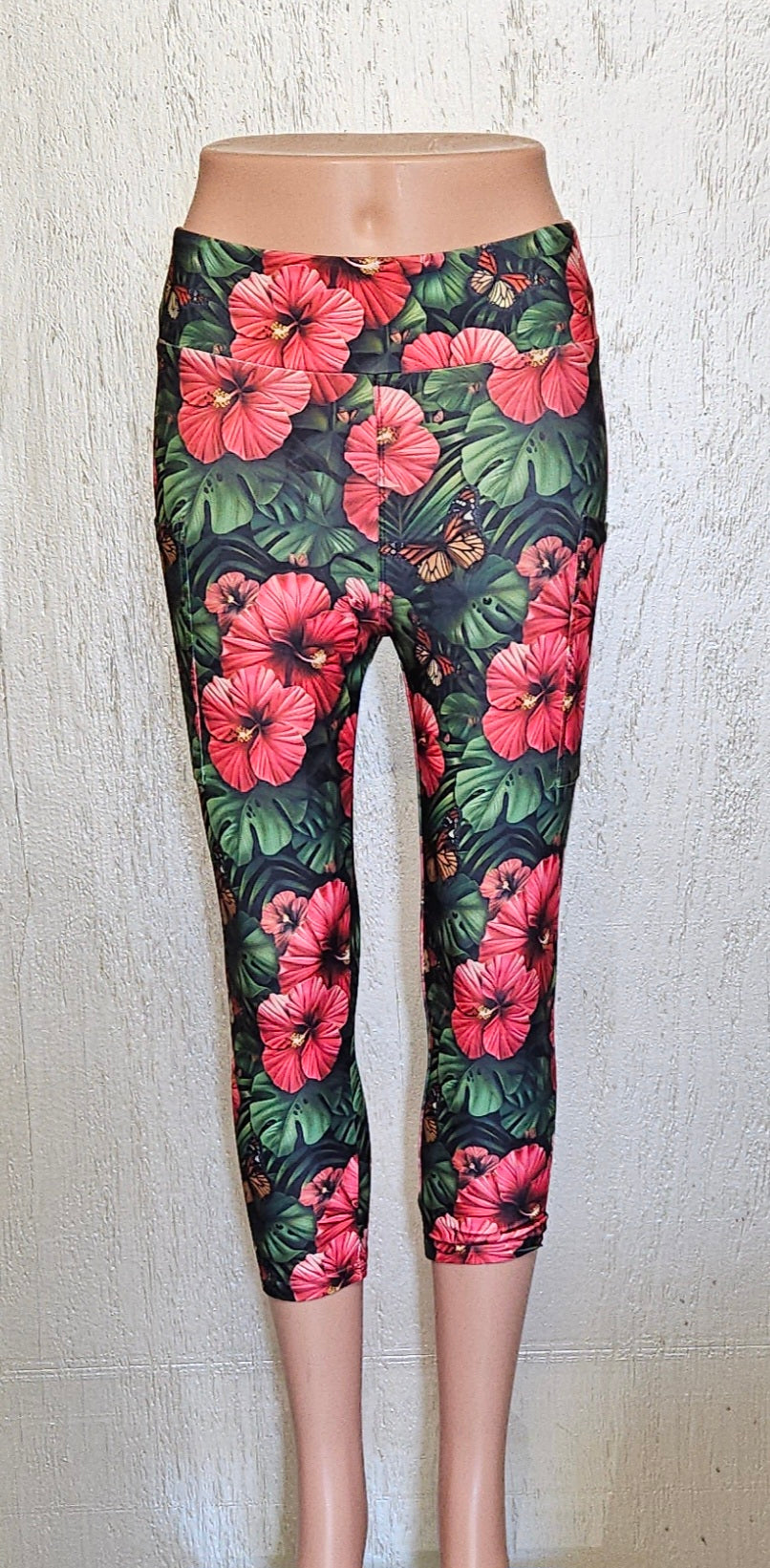 Tropical Paradise capris with pockets