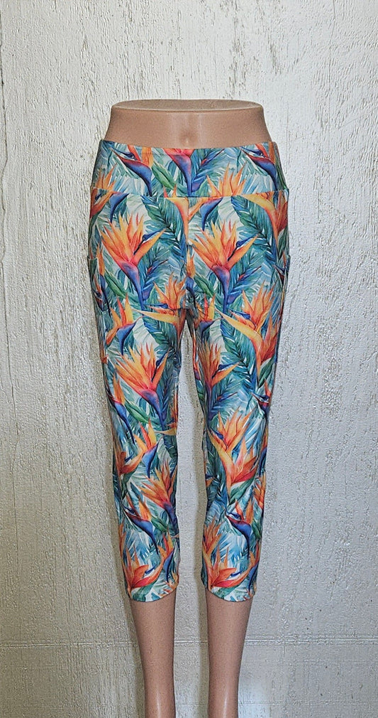Bird of Paradise 5 capris with pockets