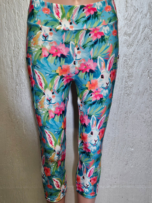 Easter drawing rabbits capris with pockets