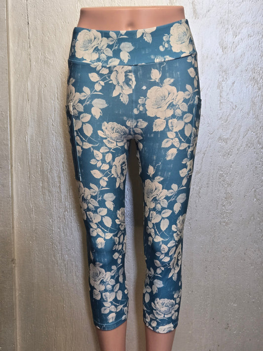 Vintage toile roses 2 leggings, capris and biker shorts