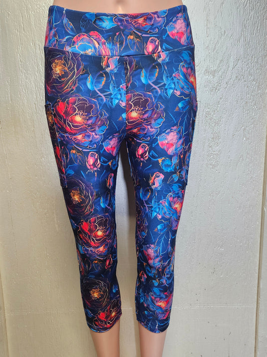 Glowing Peonies capris with pockets