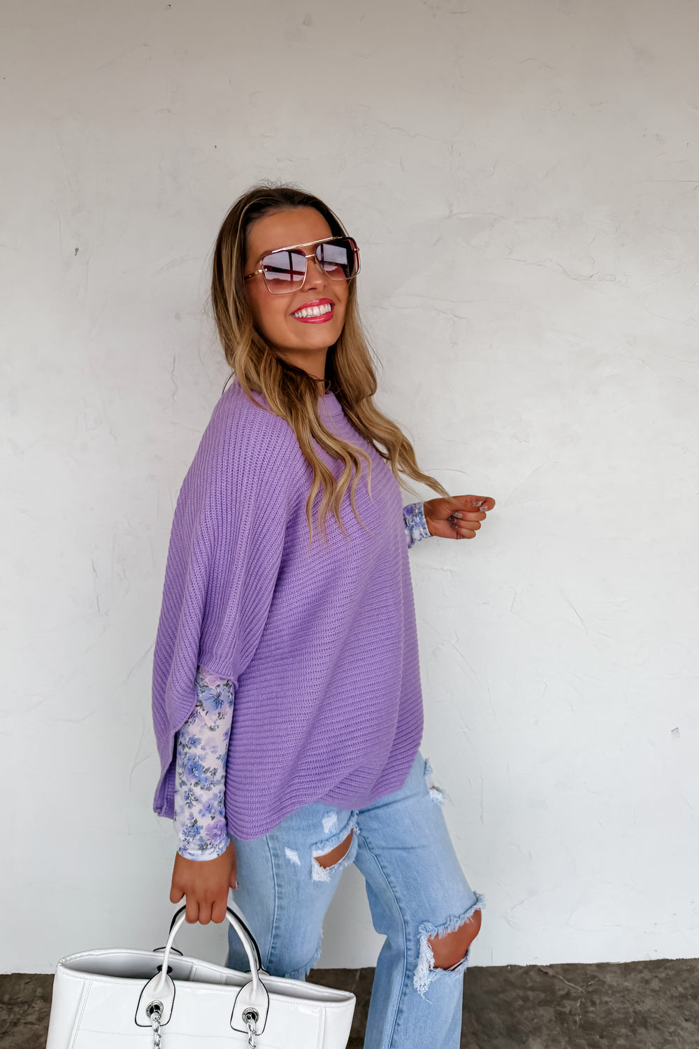 Meg Poncho Sweater Preorder eta beg Feb