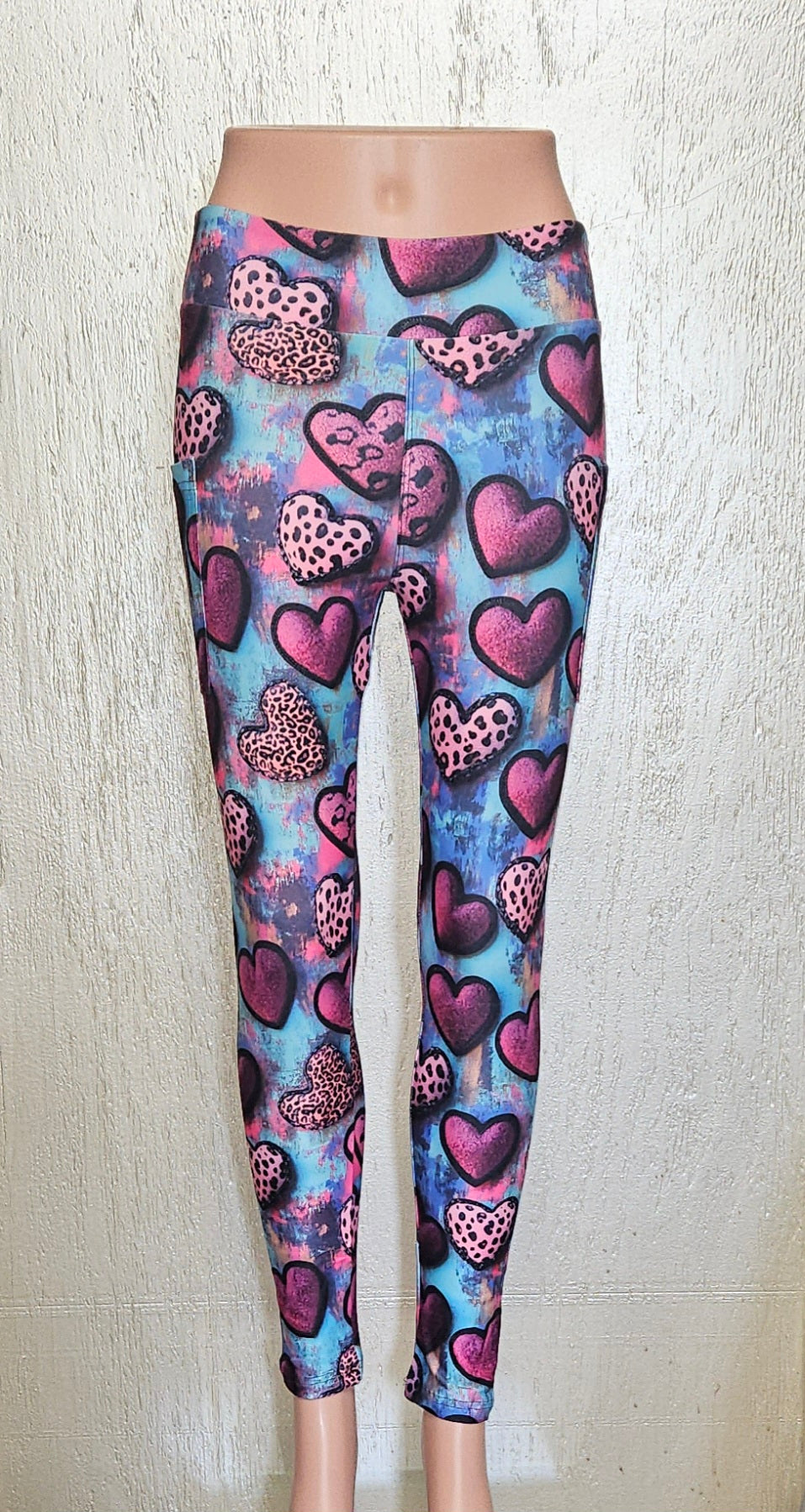 Leopard Hearts leggings and capris with pockets