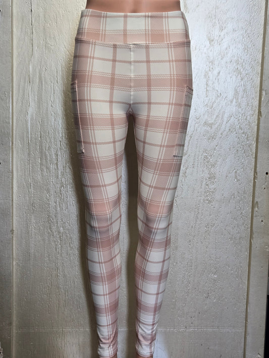 Soft plaid 7 leggings, capris and biker shorts with pockets
