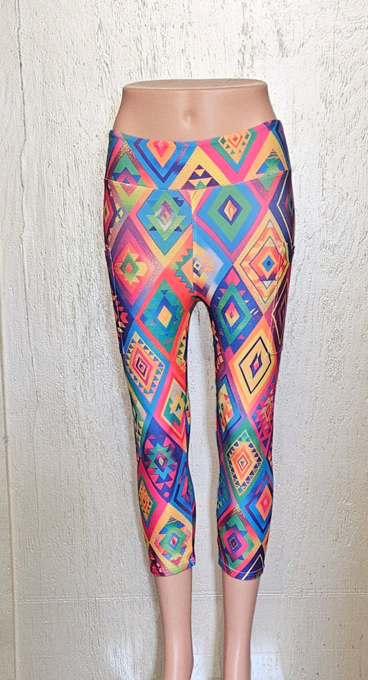 Fiesta Rhombus Patches capris and biker shorts with pockets