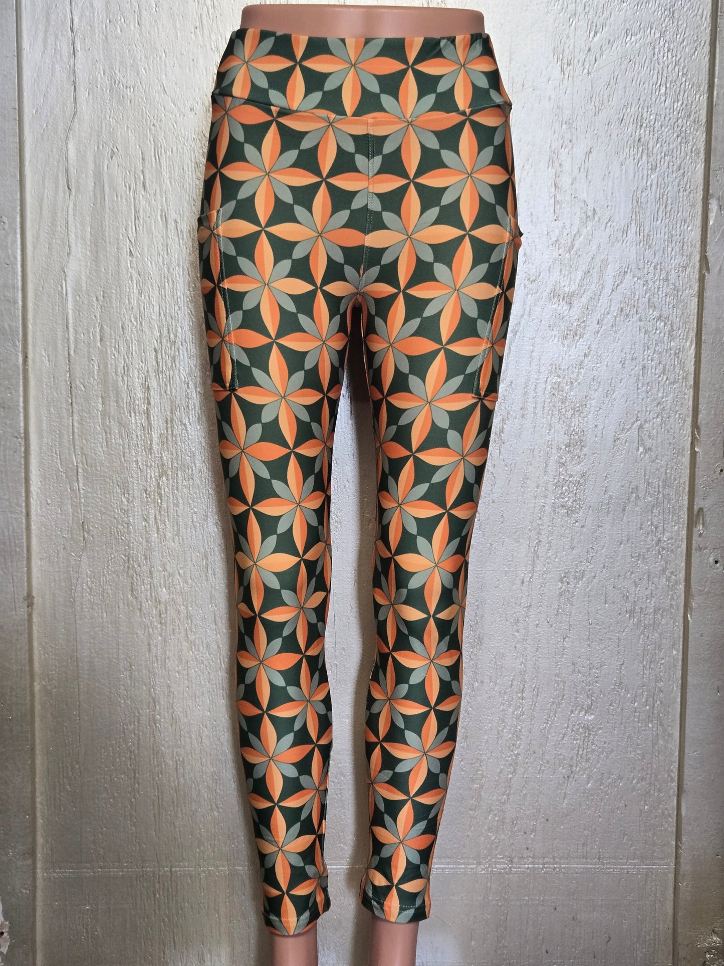 Green and Gold star leggings with pockets