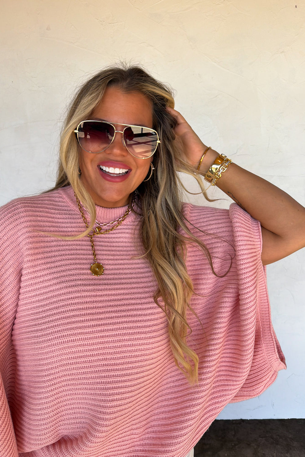 Meg Poncho Sweater Preorder eta beg Feb