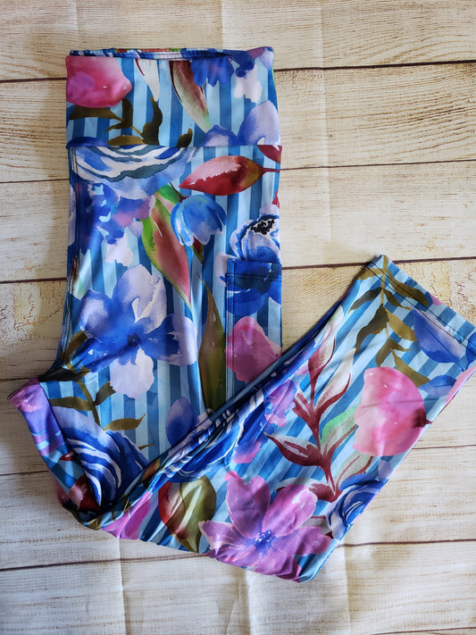 Shocking Blooms Leggings, Capris, Capri Lounge Pants, Capri Joggers and shorts  Preorder #0718