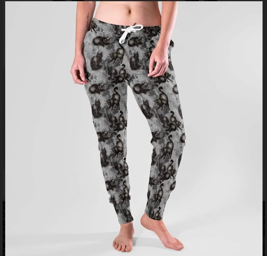 Black cat leggings, Capris, Full and Capri length loungers and joggers